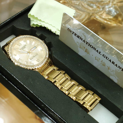 Premium GQ Stainless Steel Golden Watch - RP-551