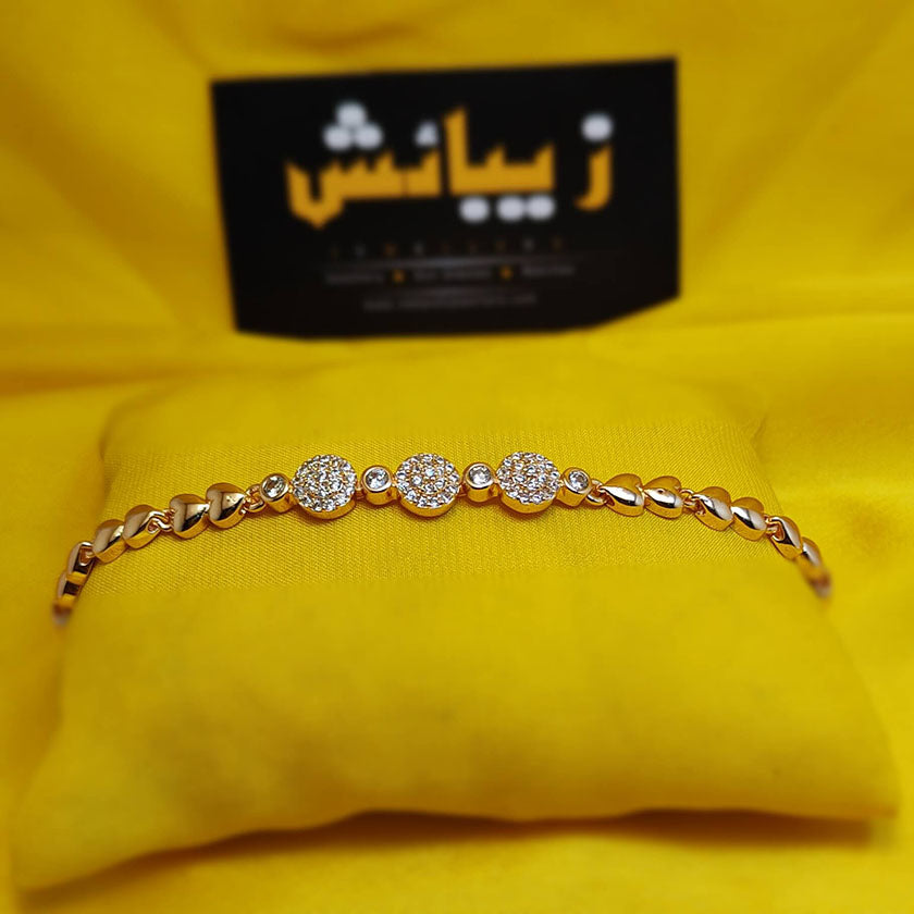 Trendy Gold Platted Stylish Bracelet For Girls/Women