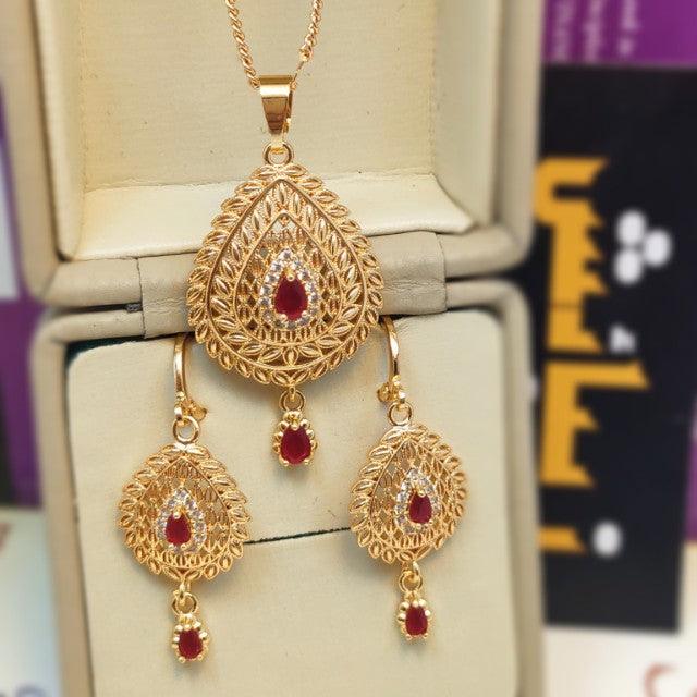 Antique Maroon Stylish Golden Necklace Set for Girls/Women - zebaishjewellers