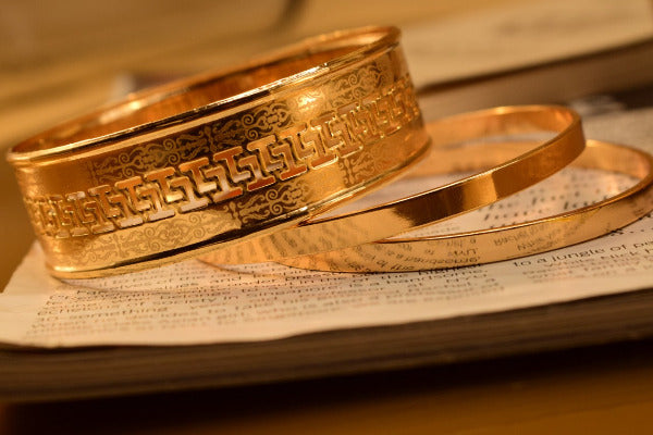 Fancy Elegant Golden Design Bangles Set for Girls/Women